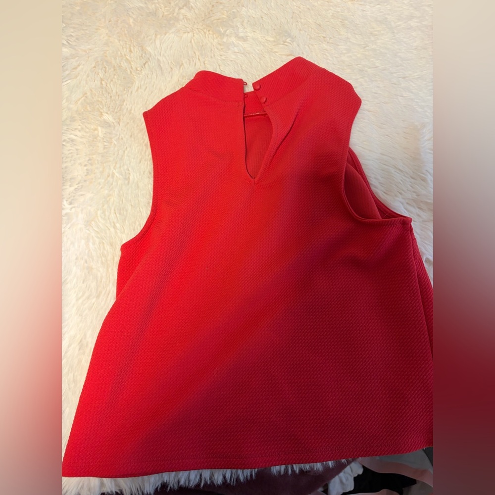 Sleeveless Red Textured Women’s Top